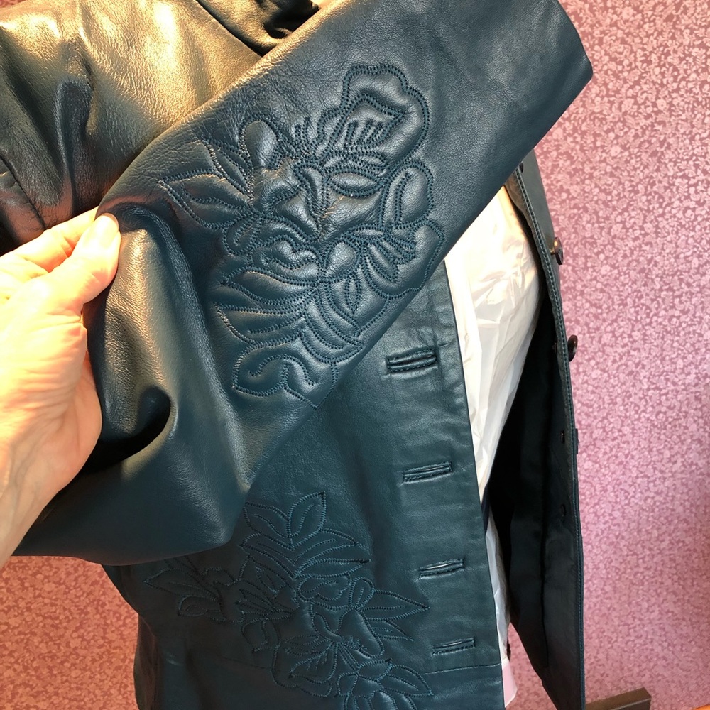 Detailed jacket - Picture 5 of 5